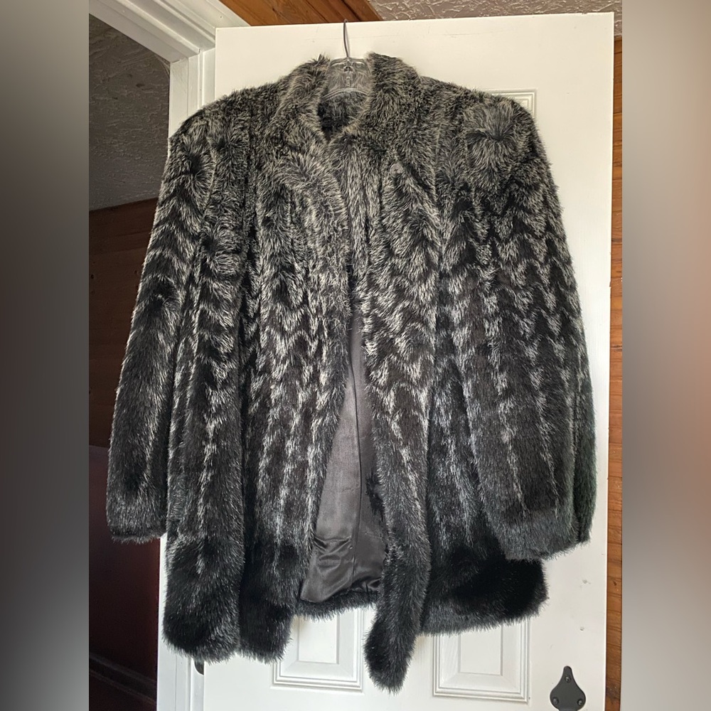 Vintage 1980’s Fake Fur Miss Jackson’s, Tulsa
